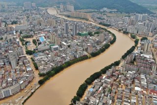 Des pluies torrentielles se déversent sur plusieurs régions de Chine, notamment dans la province du Guangdong. KEYSTONE/EPA/XINHUA / Deng Hua